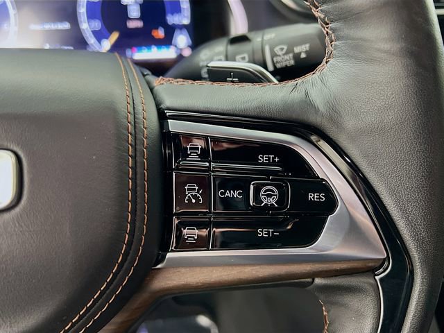 Used 2023 Jeep Grand Cherokee L Summit w/ Advanced Protech Group IV image 35