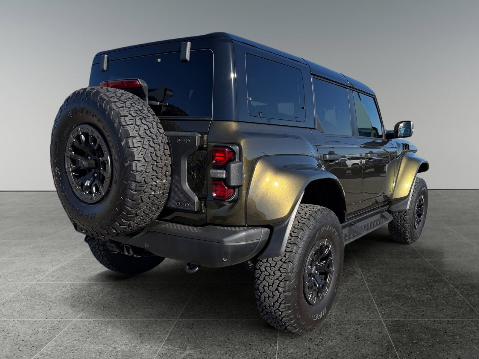 Used 2025 Ford Bronco Raptor AWD/4WD image 7