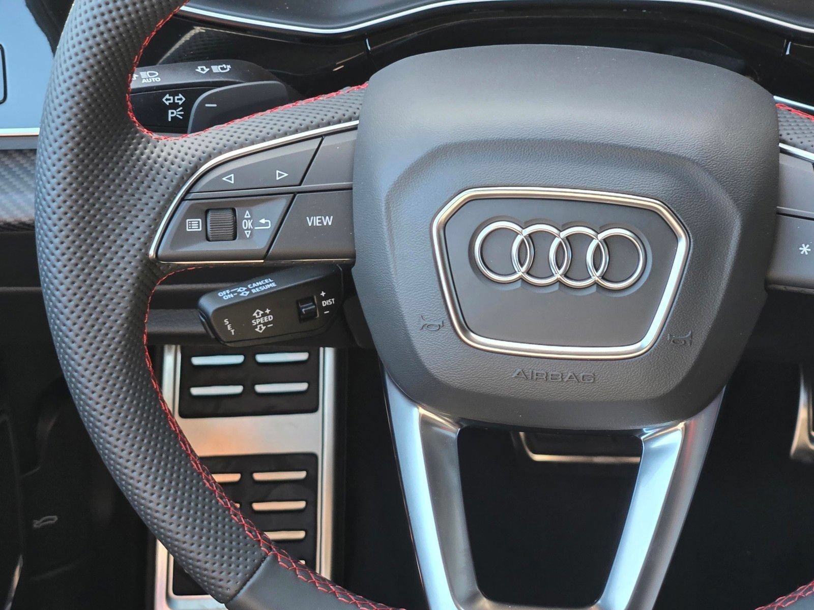 New 2026 Audi SQ8 Prestige AWD/4WD image 16