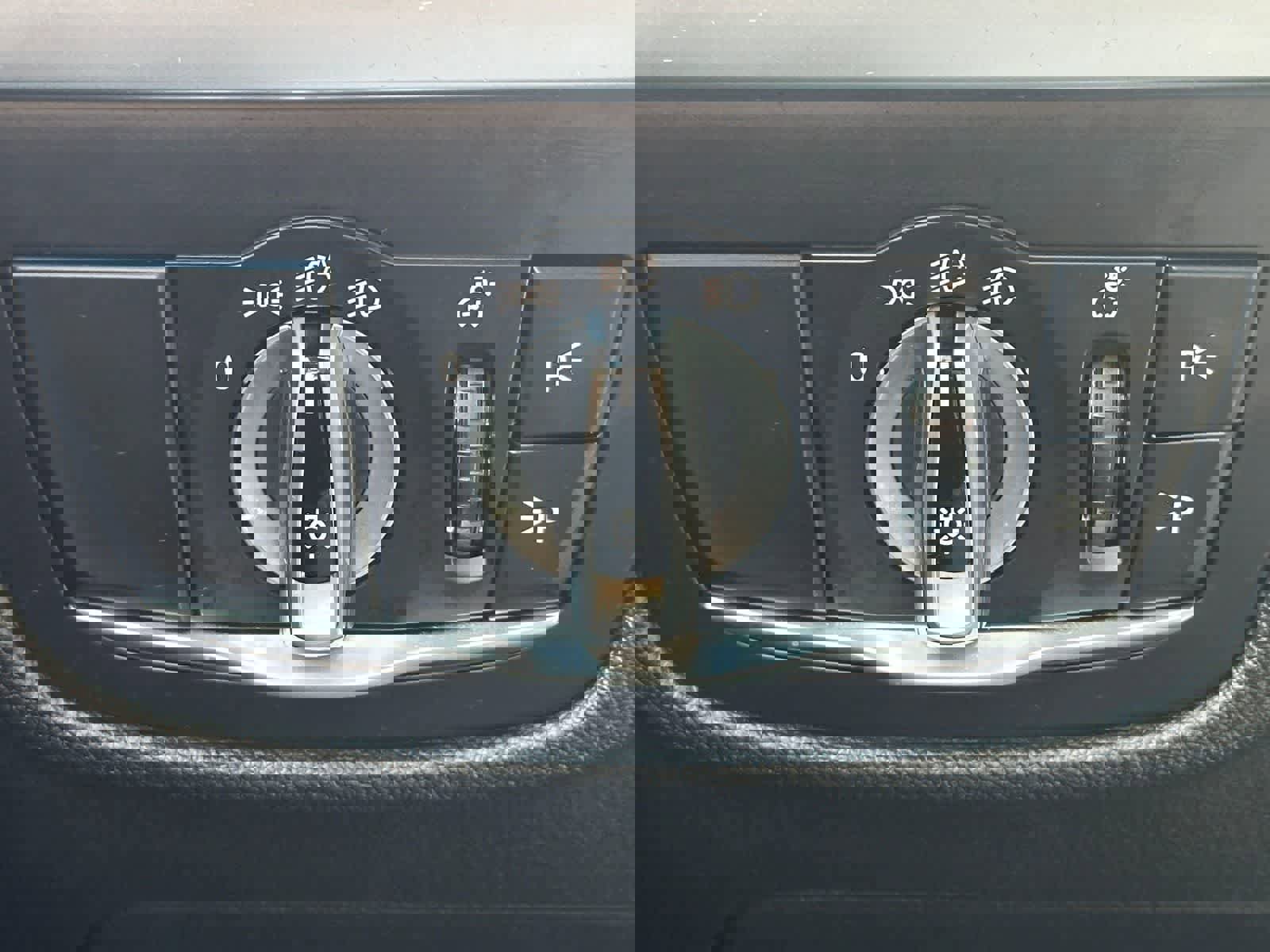 Used 2022 BMW X3 xDrive30i w/ Premium Package image 22