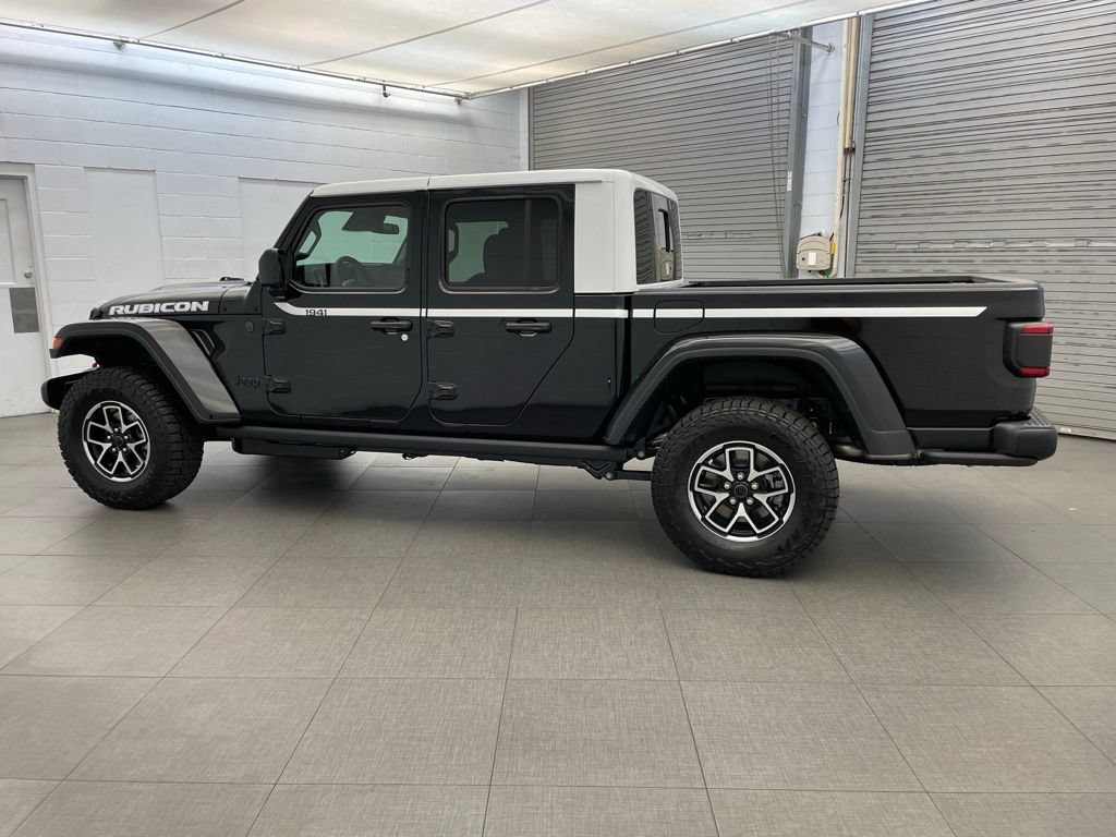 New 2026 Jeep Gladiator Rubicon w/ Whitecap Package AWD/4WD image 5