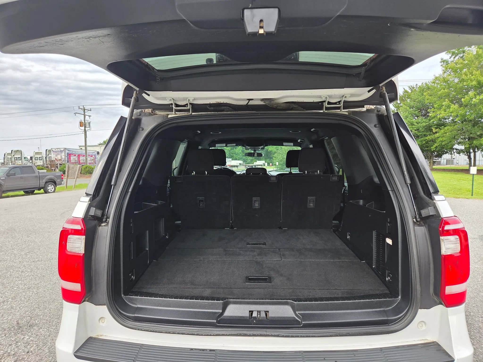 Used 2021 Ford Expedition XL AWD/4WD image 21