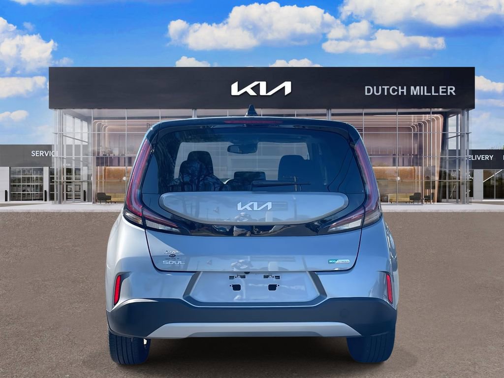 Used 2023 Kia Soul EX image 6