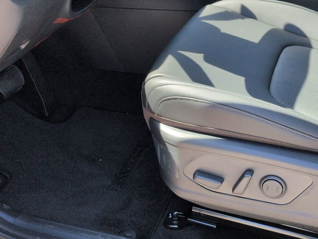 New 2026 Kia Sportage EX image 35