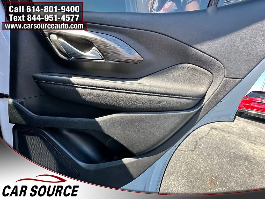Used 2022 GMC Terrain SLE w/ Driver Convenience Package FWD image 24