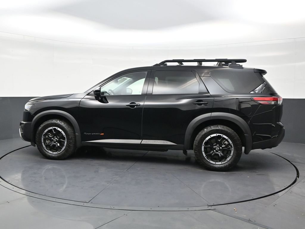 Used 2025 Nissan Pathfinder Rock Creek image 2