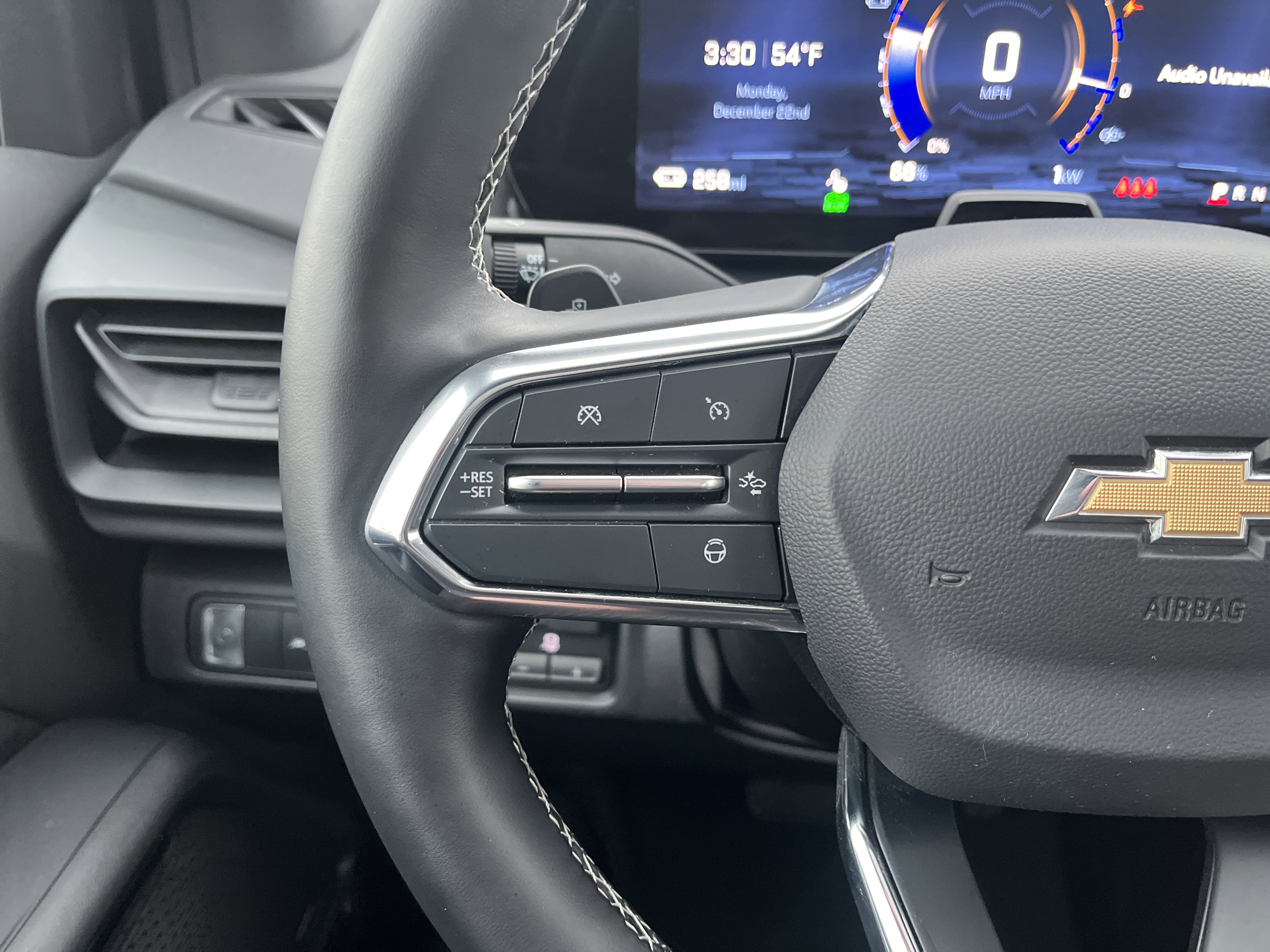 Used 2025 Chevrolet Silverado EV LT w/ LT Premium Package image 23