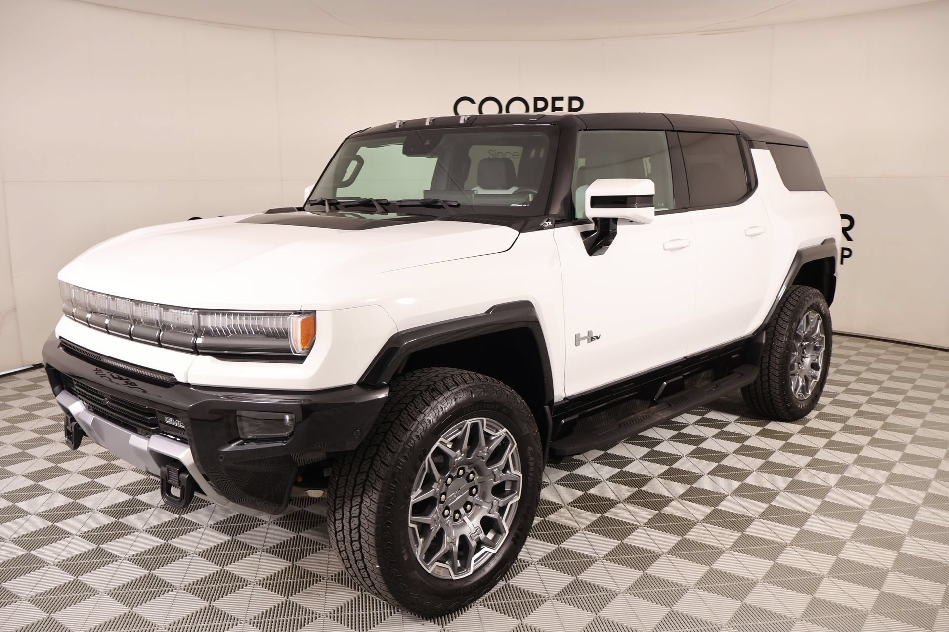 Used 2025 GMC Hummer EV 3X AWD/4WD image 10