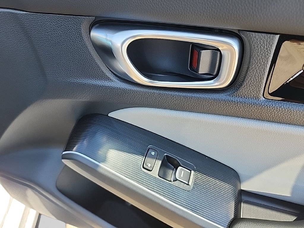 Certified 2025 Honda Civic Sport Touring image 13