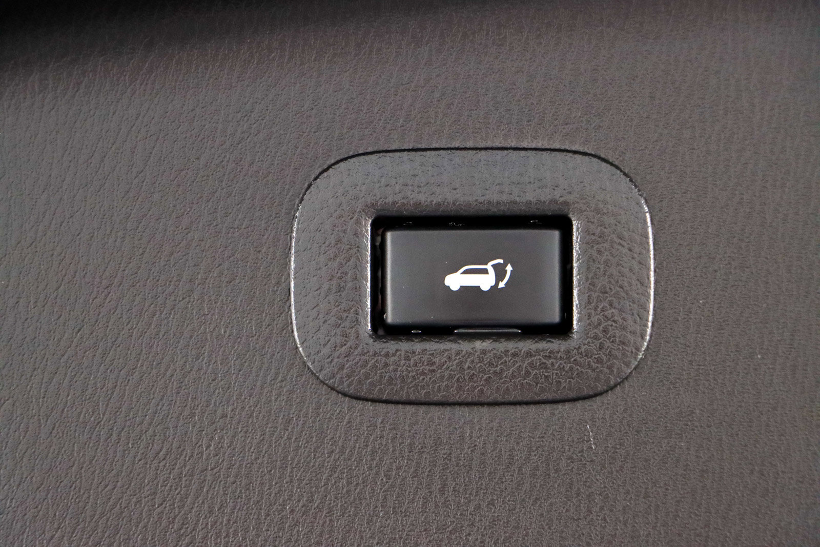 Used 2023 INFINITI QX80 Premium Select w/ Cargo Package image 34