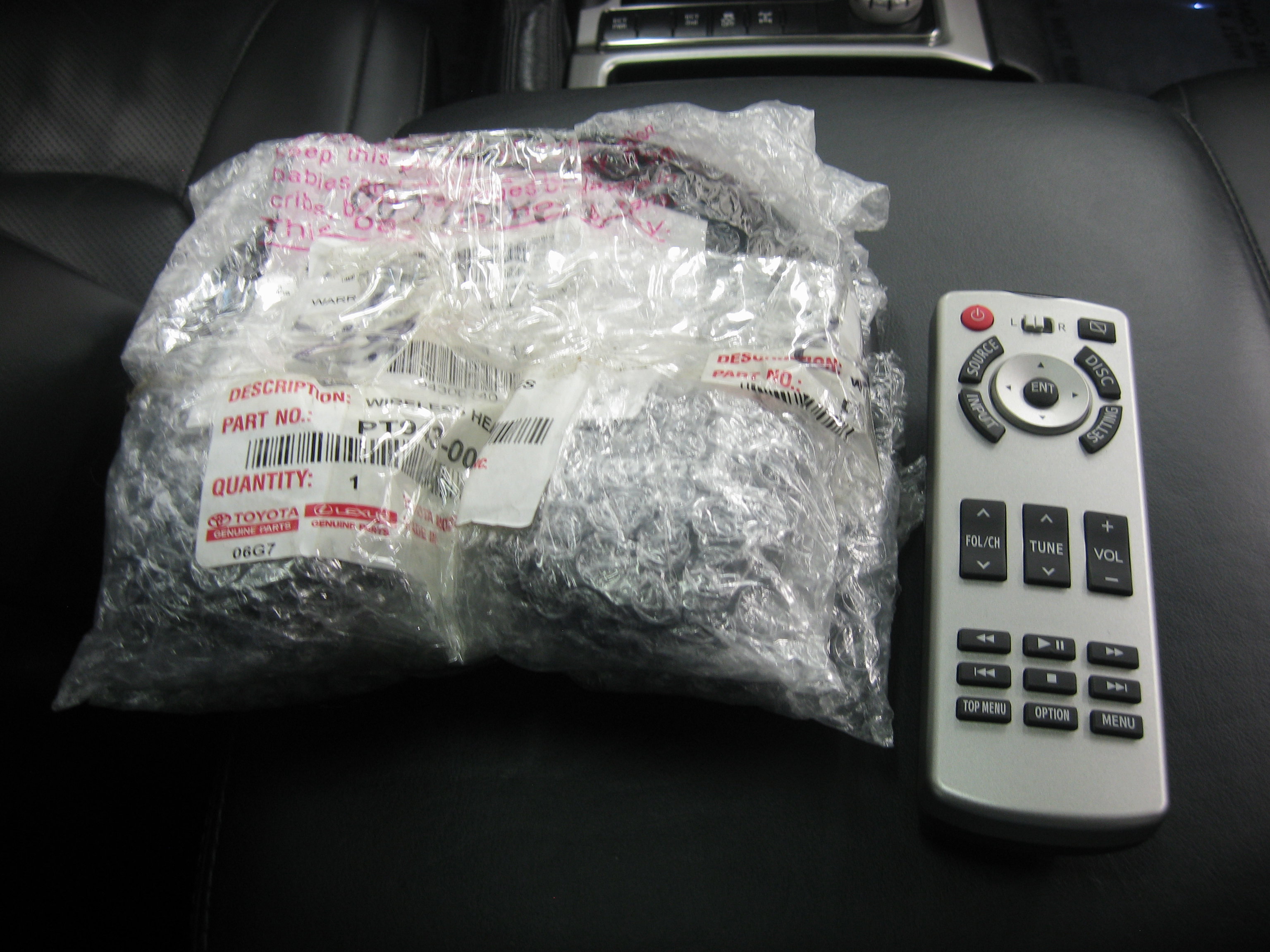 Certified 2017 Toyota Land Cruiser image 4