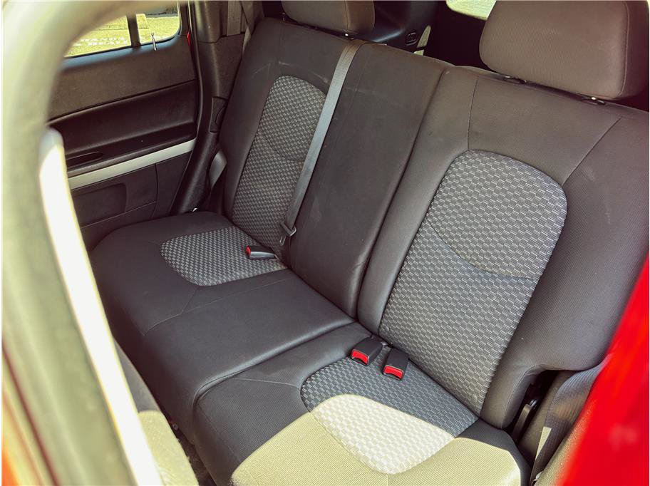 Used 2009 Chevrolet HHR LS image 13
