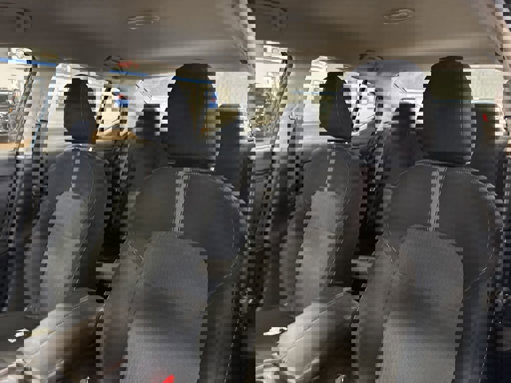 Used 2025 Nissan Sentra SV w/ All-Weather Package image 5