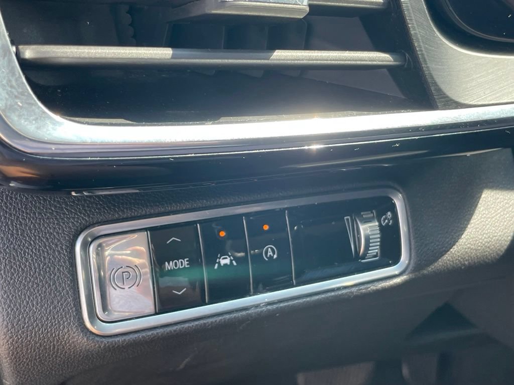 Used 2024 Buick Envision Preferred AWD/4WD image 12