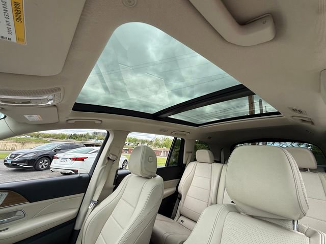Used 2022 Mercedes-Benz GLS 450 4MATIC image 25