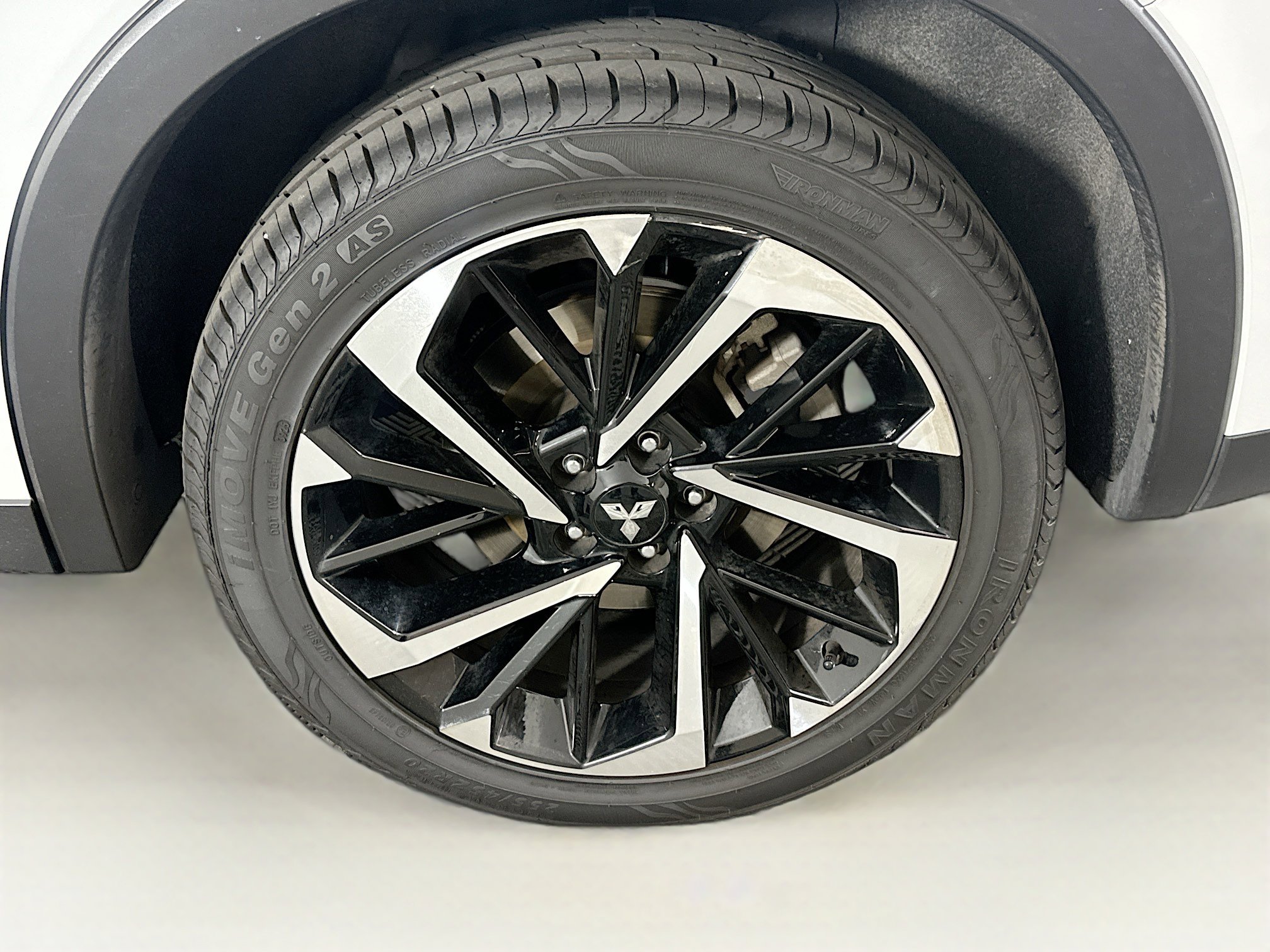 Used 2024 Mitsubishi Outlander SE AWD/4WD image 11