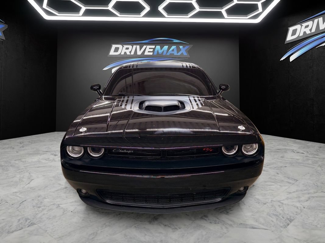Used 2016 Dodge Challenger R/T Plus RWD image 2