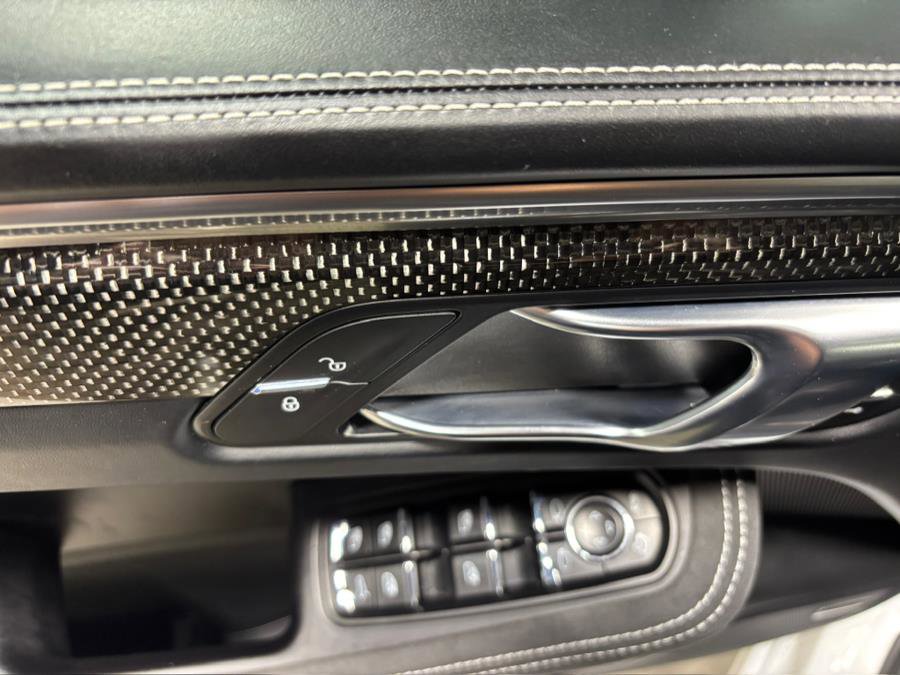 Used 2018 Porsche Macan Turbo image 18