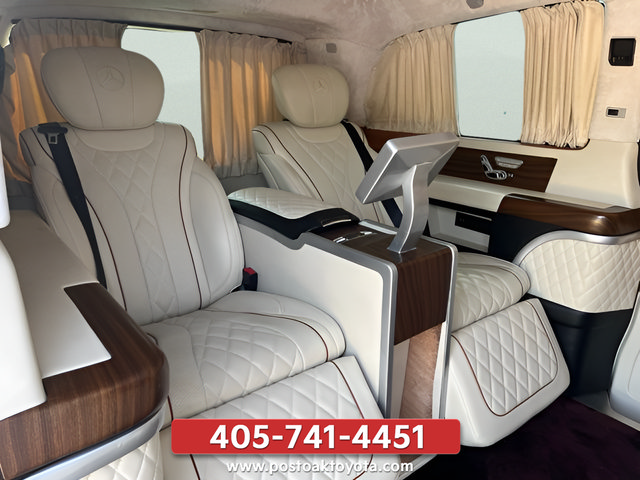 Used 2020 Mercedes-Benz Metris Passenger image 21