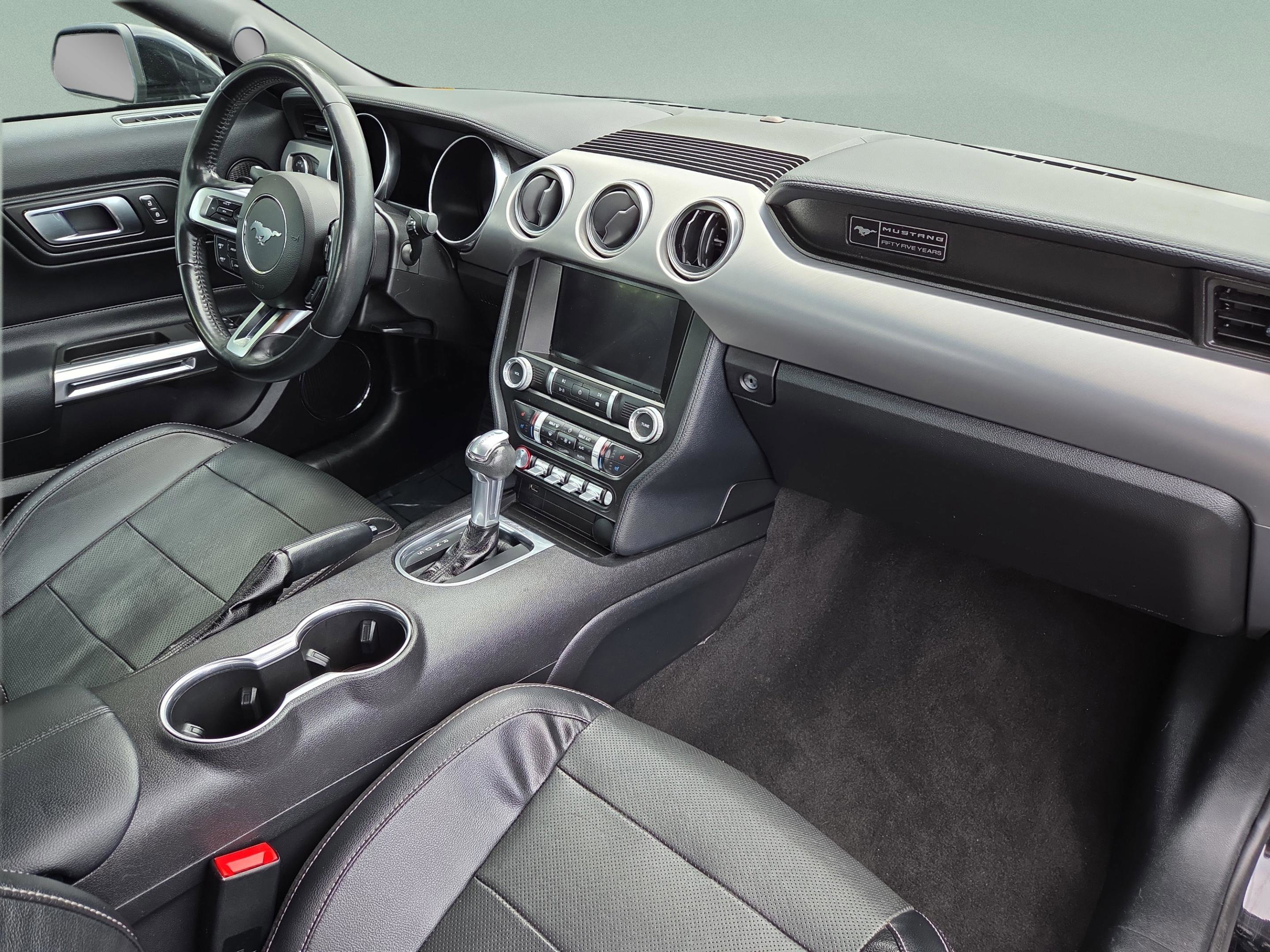 Used 2020 Ford Mustang Premium RWD image 33