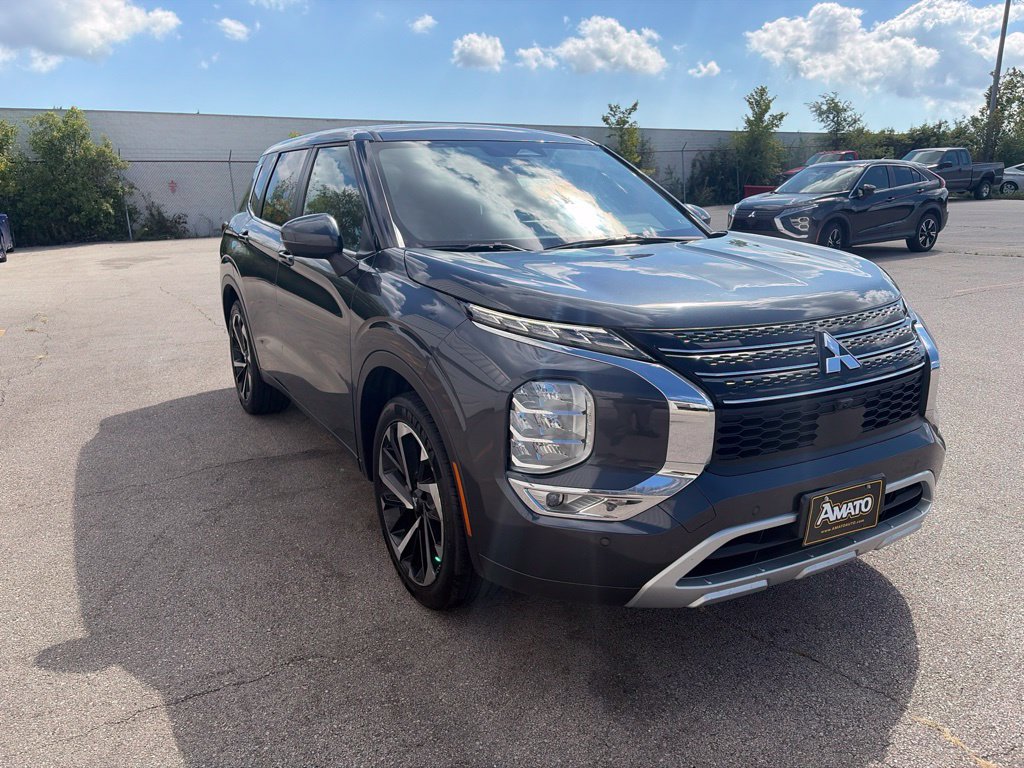 Used 2024 Mitsubishi Outlander SE FWD image 8