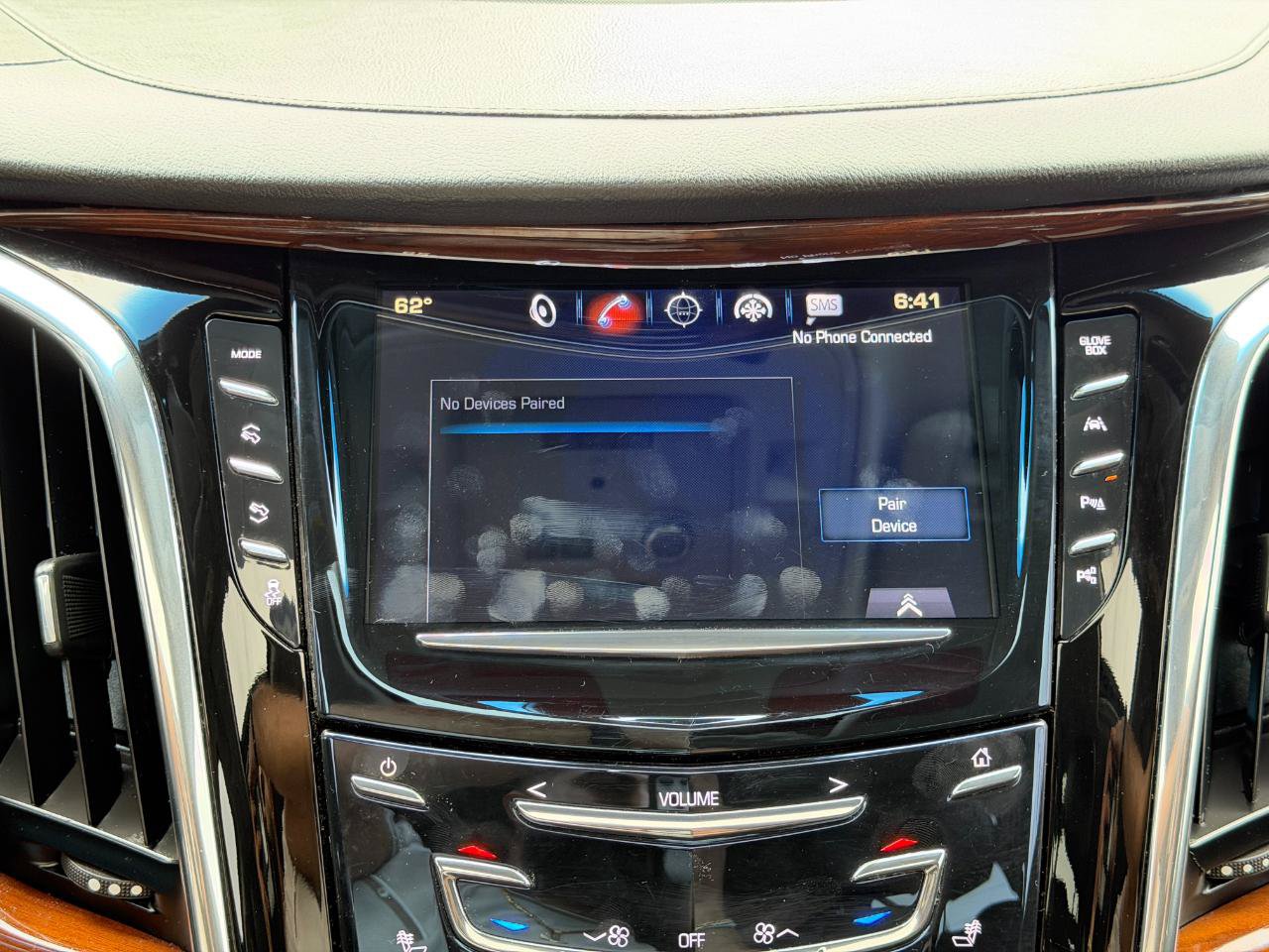 Used 2017 Cadillac Escalade Luxury AWD/4WD image 74
