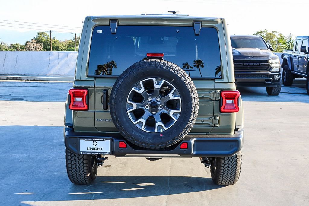 New 2026 Jeep Wrangler Unlimited Sahara AWD/4WD image 7