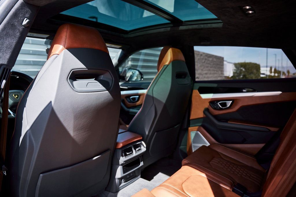 Used 2023 Lamborghini Urus S image 43