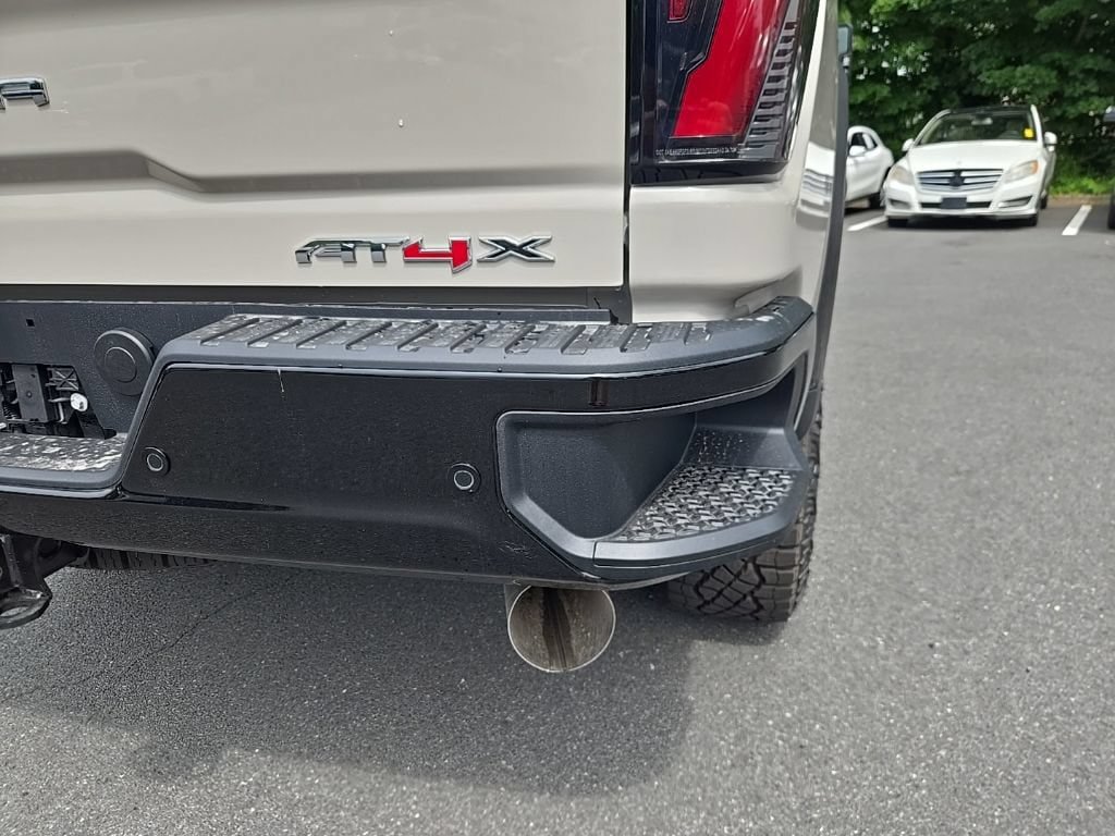 New 2026 GMC Sierra 2500 AT4X w/ LPO, Black Badging Package AWD/4WD image 13