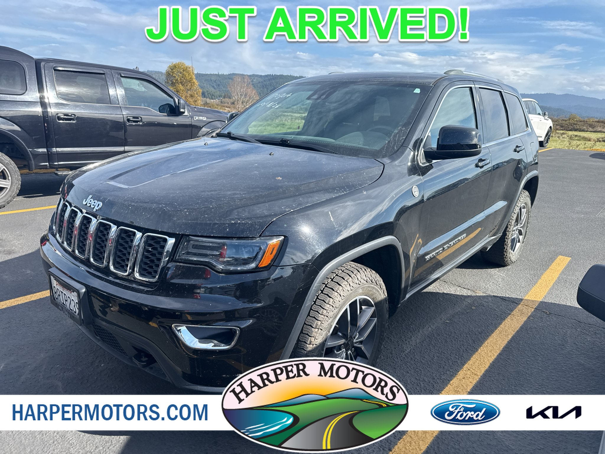 Used 2020 Jeep Grand Cherokee Laredo w/ Quick Order Package 2BN North AWD/4WD image 1
