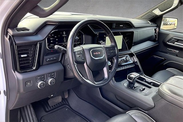 Used 2024 GMC Sierra 1500 AT4X image 12