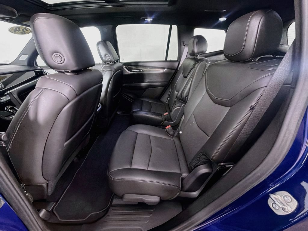 Used 2024 Cadillac XT6 Sport w/ Technology Package AWD/4WD image 26