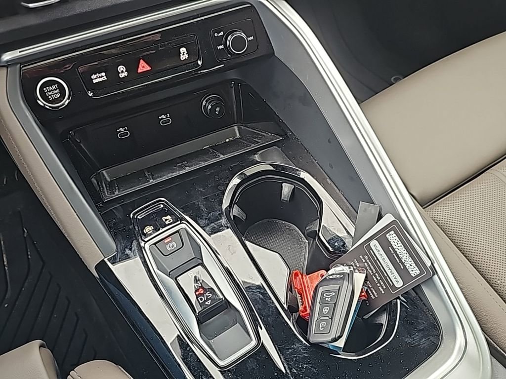 Certified 2025 Audi Q5 Premium Plus w/ Premium Plus image 6