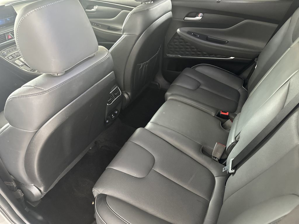 Used 2023 Hyundai Santa Fe Limited image 31