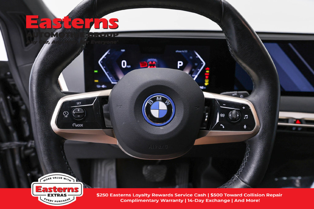 Used 2024 BMW iX xDrive50 AWD/4WD image 11
