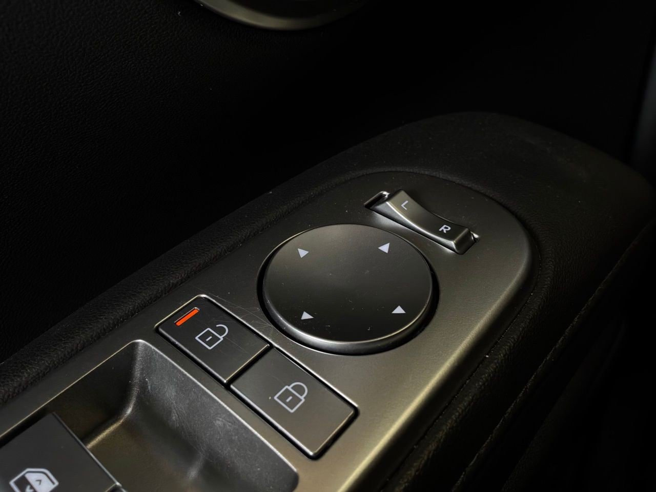 Used 2026 Hyundai Palisade SEL FWD image 29