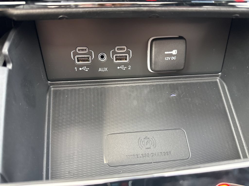 New 2024 Jeep Grand Cherokee Overland w/ Luxury Tech Group IV AWD/4WD image 33