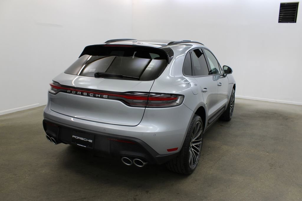 New 2026 Porsche Macan image 7