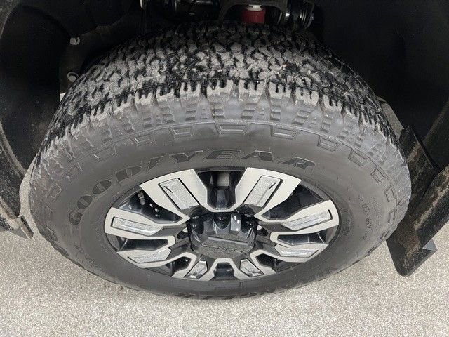 Used 2025 GMC Sierra 3500 Denali w/ Denali Reserve Package AWD/4WD image 16