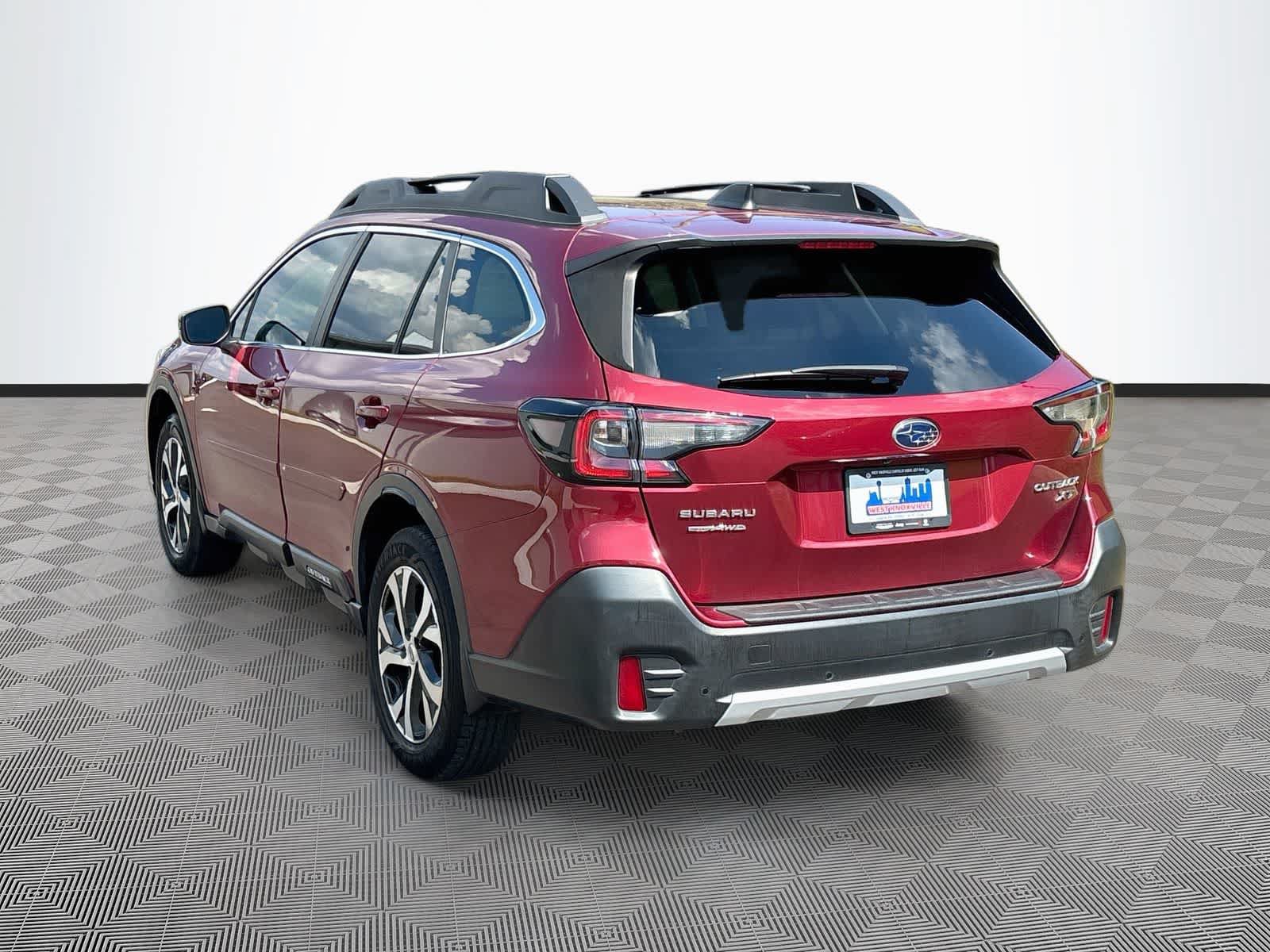 Used 2022 Subaru Outback Limited XT AWD/4WD image 7