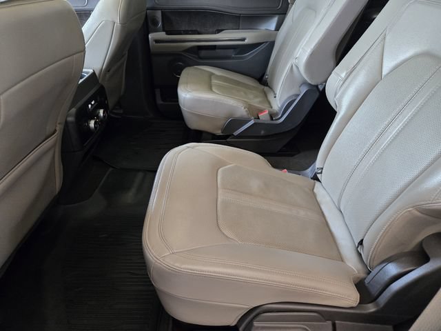 Used 2021 Ford Expedition Limited AWD/4WD image 33