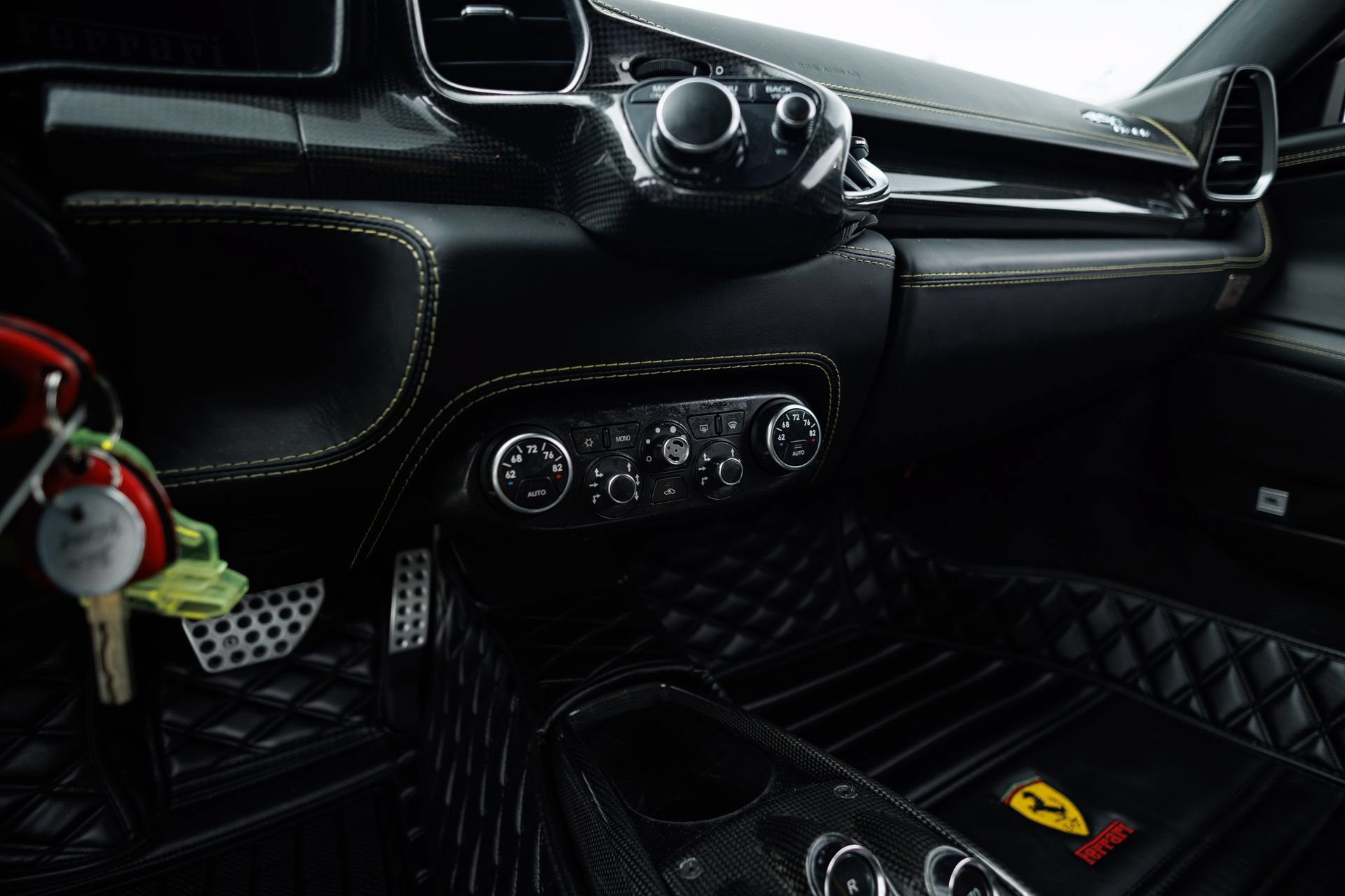 Used 2012 Ferrari 458 Italia Coupe RWD image 50