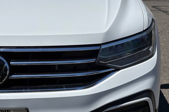 Used 2024 Volkswagen Tiguan SE AWD/4WD image 52