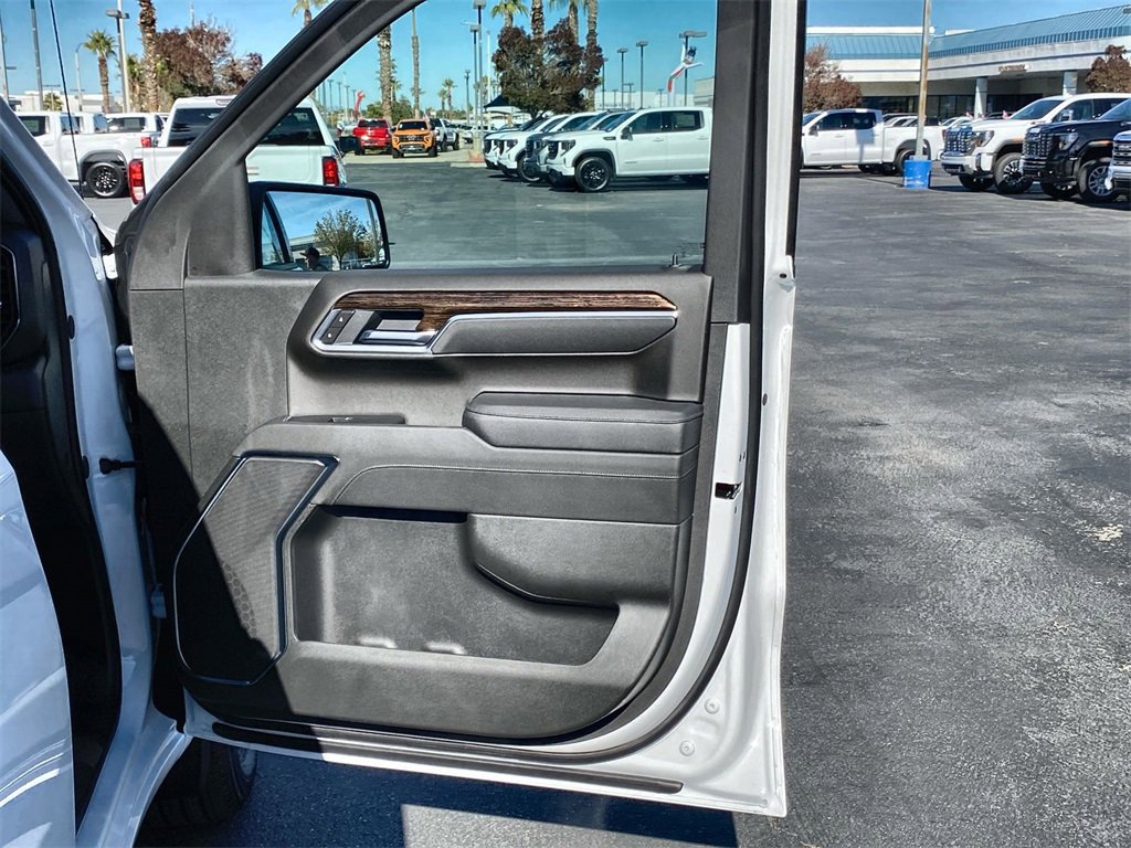 New 2026 GMC Sierra 1500 Elevation image 40