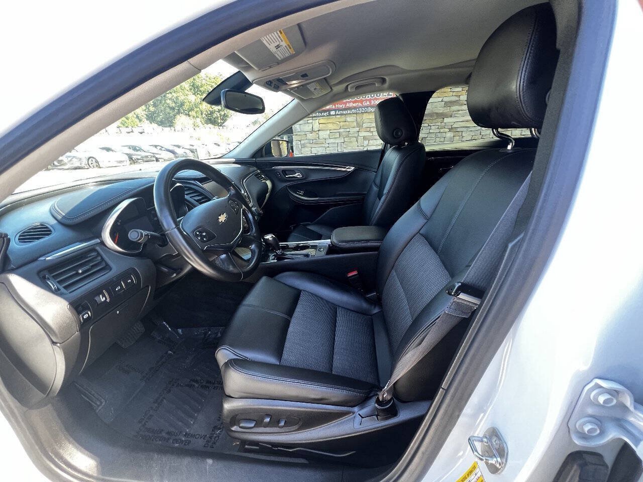 Used 2016 Chevrolet Impala LT w/ Convenience Package FWD image 16