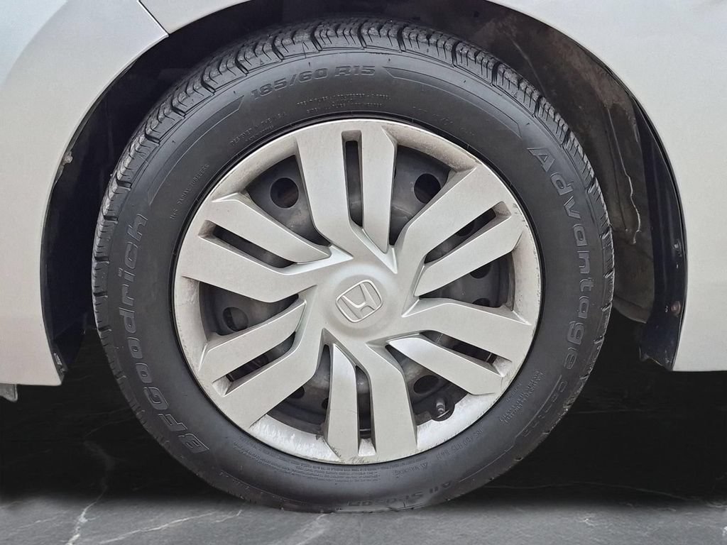 Used 2015 Honda Fit LX image 30