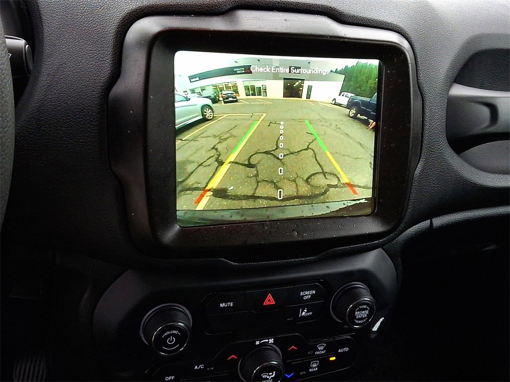 Used 2023 Jeep Renegade Latitude image 20