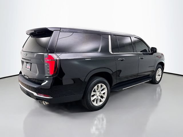 Used 2025 Chevrolet Suburban Premier AWD/4WD image 7