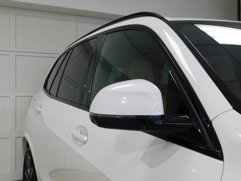 Used 2022 BMW X5 xDrive40i image 9