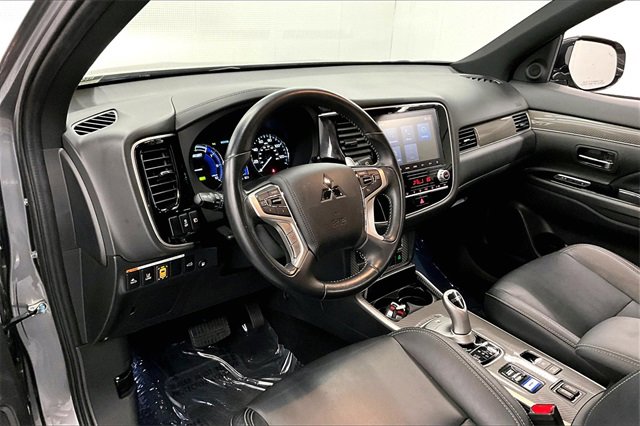 Used 2022 Mitsubishi Outlander SEL image 13